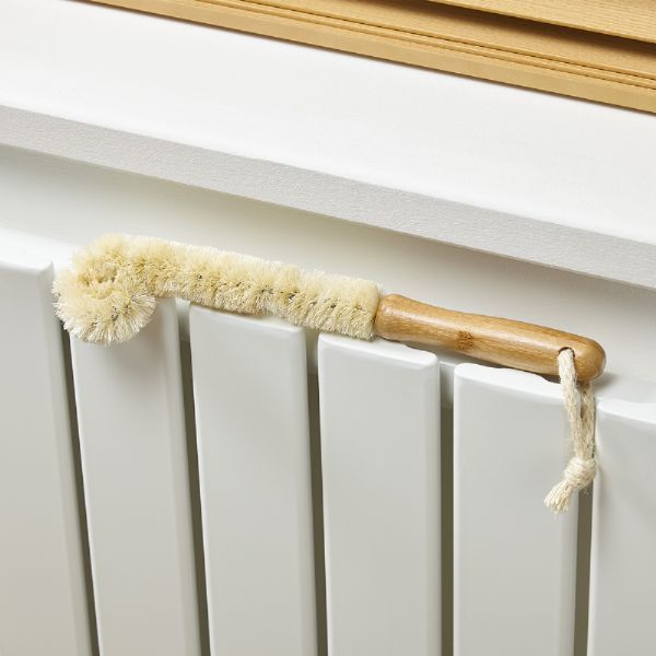 Addis Bamboo Radiator Brush (517673)