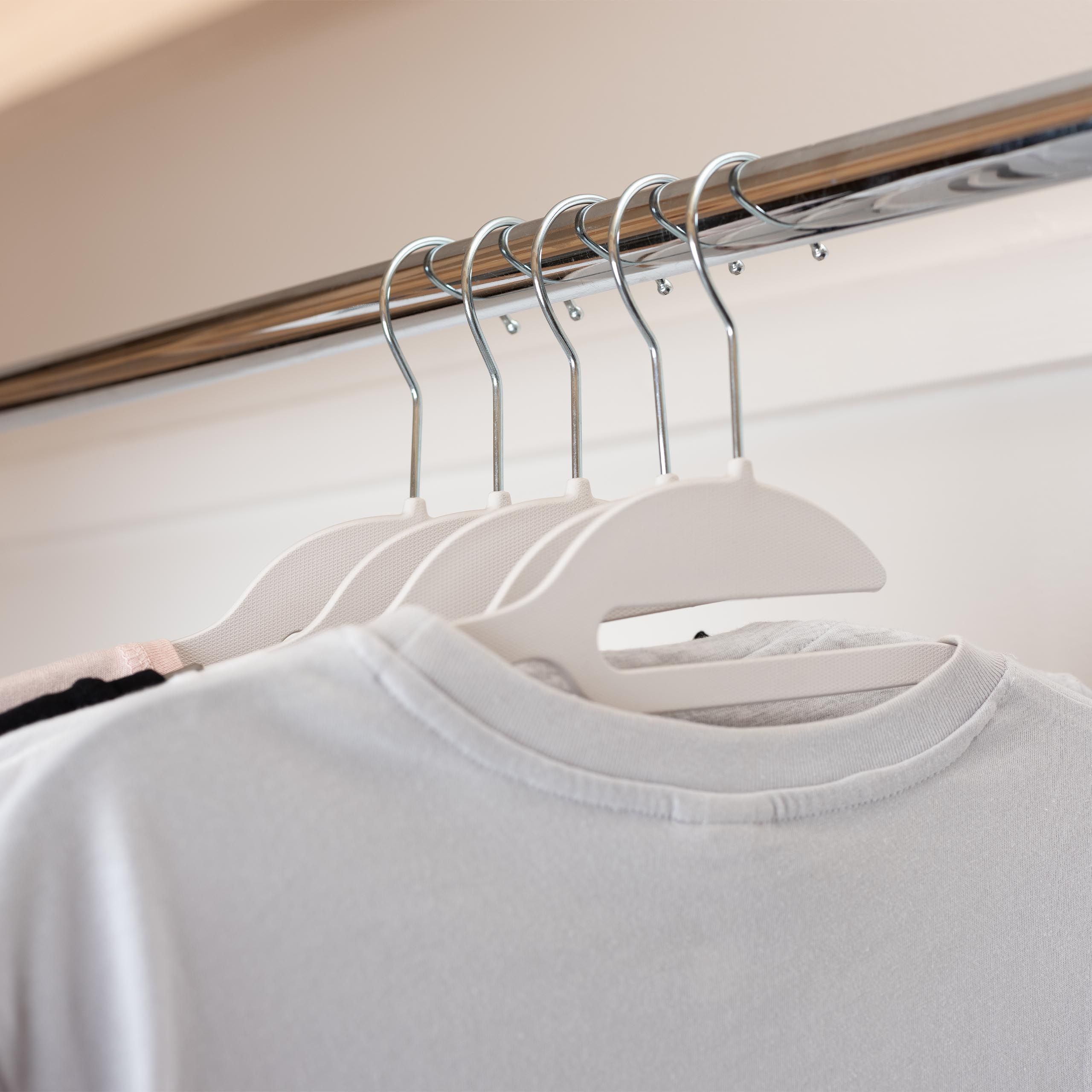 Addis Non-Slip Hangers 5pk (519221)